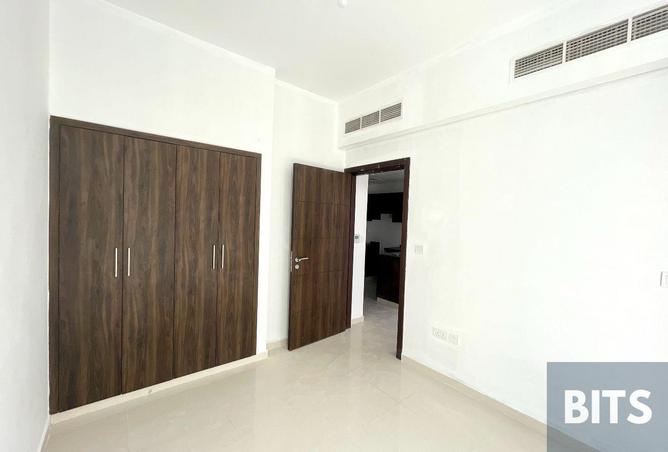 84067972 - صورة العقار 3