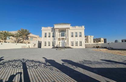 Villa - 6 Bedrooms - 7+ Bathrooms for rent in Nad Al Sheba 4 - Nad Al Sheba - Dubai Villa - 6 Bedrooms - 7+ Bathrooms for rent in Nad Al Sheba 4 - Nad Al Sheba - Dubai