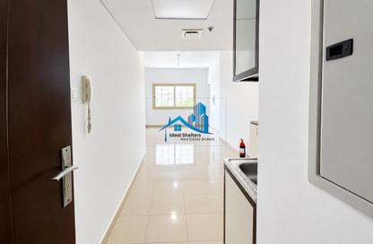 Apartment - Studio - 1 for rent in Al Nahda 2 - Al Nahda - Dubai Apartment - Studio - 1 for rent in Al Nahda 2 - Al Nahda - Dubai