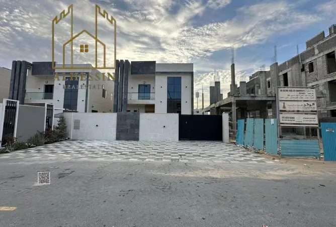 145968983 - Property Image 3