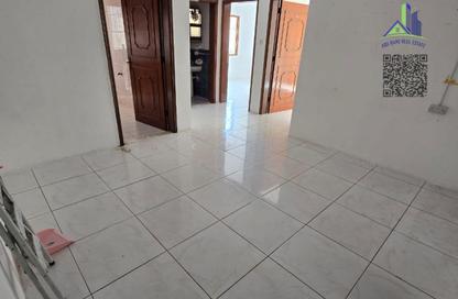 Apartment - 2 - 2 for rent in Al Wahda Building - Al Majaz 2 - Al Majaz - Sharjah Apartment - 2 - 2 for rent in Al Wahda Building - Al Majaz 2 - Al Majaz - Sharjah