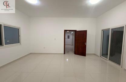 Villa - 4 - 5 for rent in Mohamed Bin Zayed Centre - Mohamed Bin Zayed City - Abu Dhabi Villa - 4 - 5 for rent in Mohamed Bin Zayed Centre - Mohamed Bin Zayed City - Abu Dhabi
