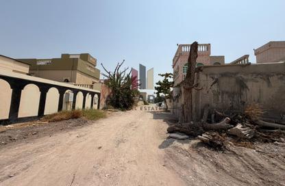 Villa - 7+ - 7+ for sale in Julfar - Ras Al Khaimah Villa - 7+ - 7+ for sale in Julfar - Ras Al Khaimah