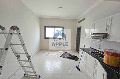 Apartment - Studio - 1 Bathroom for rent in AlFalah - Muwaileh Commercial - Sharjah