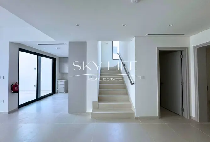 156929940 - Property Image 3