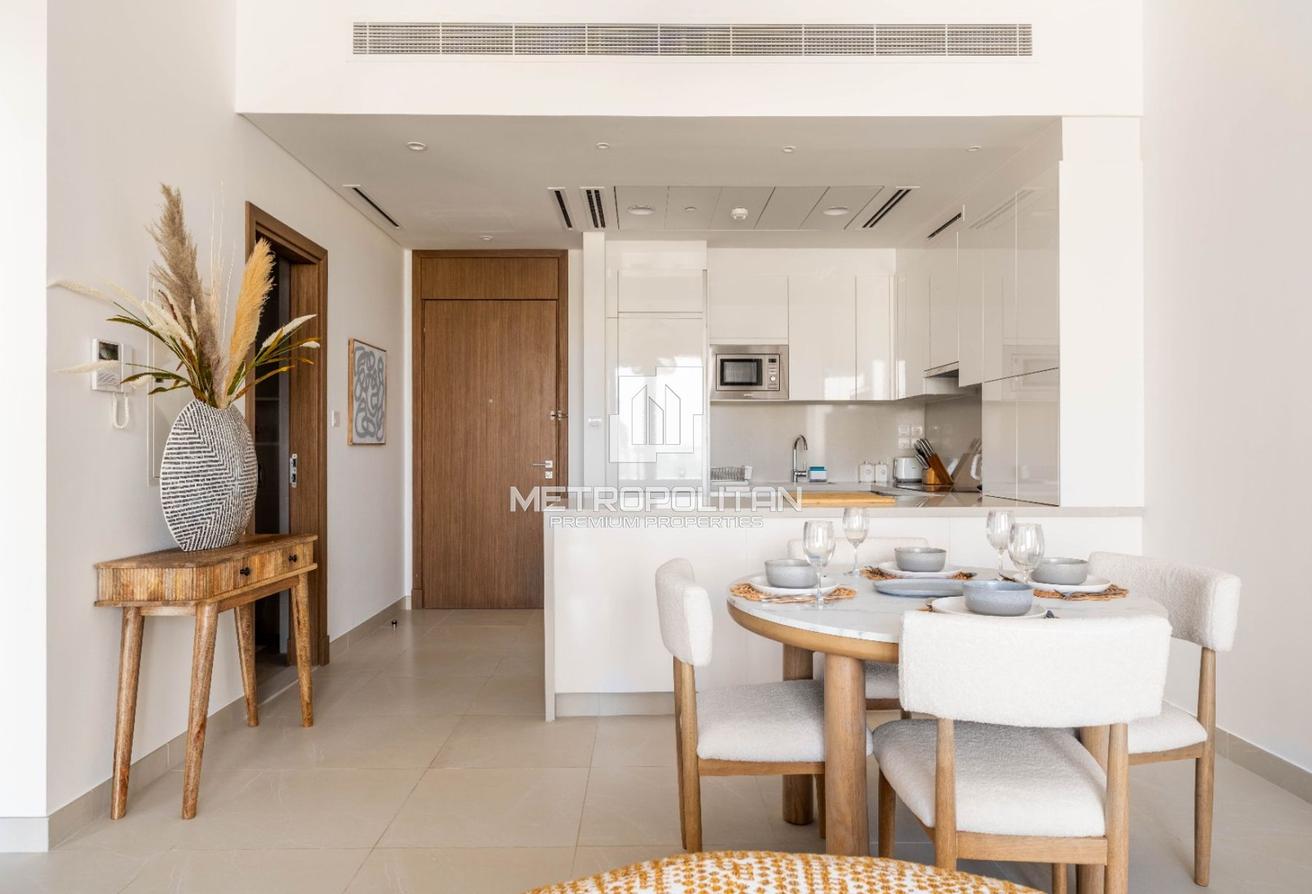 Bright Layout | Furnished | Safa Park View photo 8
