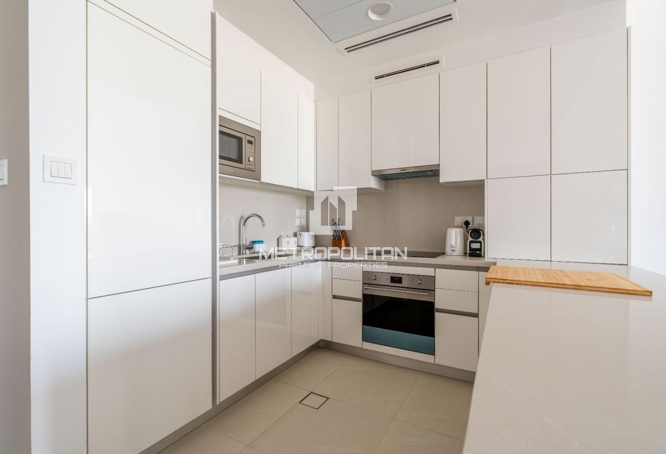 Bright Layout | Furnished | Safa Park View photo 11