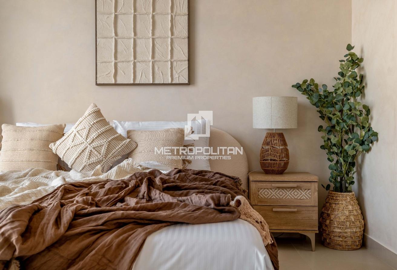 Bright Layout | Furnished | Safa Park View photo 15
