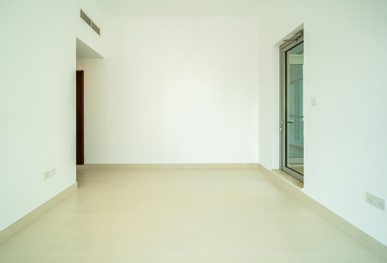 Premium 2BR with Fountain View and Upgraded