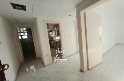 Apartment - 1 Bedroom - 2 Bathrooms for rent in Shabiya - Mussafah - Abu Dhabi