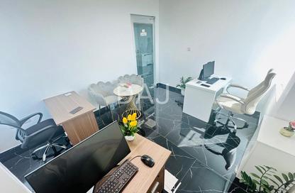 Office Space - Studio - 1 Bathroom for rent in Fatima Mohammad Ahmad Bin Suleiman Building - Al Raffa - Bur Dubai - Dubai