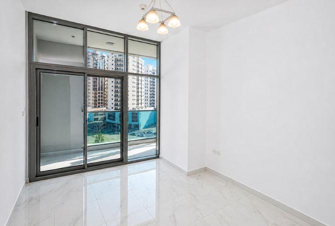 Spacious 2 BHK | Pool| Gym | Jaddaf photo 3