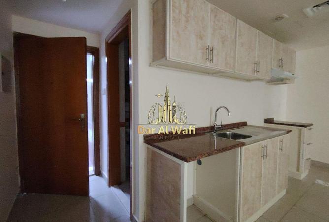 80691740 - Property Main Image