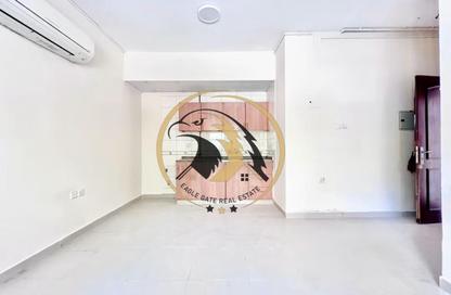Apartment - Studio - 1 for rent in Fire Station Road - Muwaileh - Sharjah Apartment - Studio - 1 for rent in Fire Station Road - Muwaileh - Sharjah
