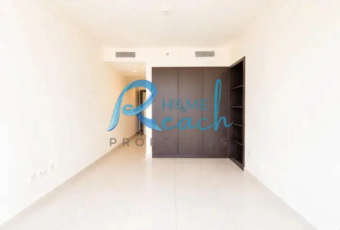 156011366 - Property Image 3