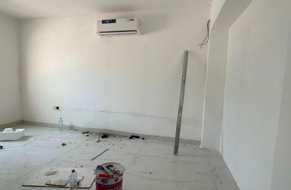 Office Space - Studio - 1 Bathroom for rent in Geepas Building 3 - Al Rashidiya 2 - Al Rashidiya - Ajman