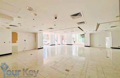 Show Room - Studio - 2 Bathrooms for rent in Burj Al Arab - Al Markaziyah - Abu Dhabi