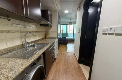 Apartment - Studio - 1 Bathroom for rent in Goldcrest Views 2 - JLT Cluster J - Jumeirah Lake Towers - Dubai