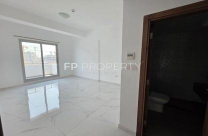 Apartment - 2 Bedrooms - 4 Bathrooms for sale in 5th Avenue - Al Furjan - Dubai