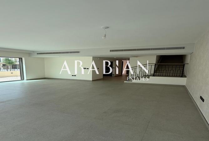 121989630 - Property Main Image