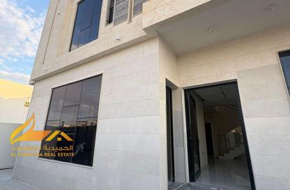 Villa - 6 Bedrooms - 7 Bathrooms for sale in Al Yasmeen 1 - Al Yasmeen - Ajman