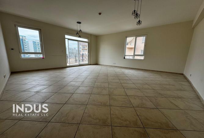 70288040 - Property Image 2