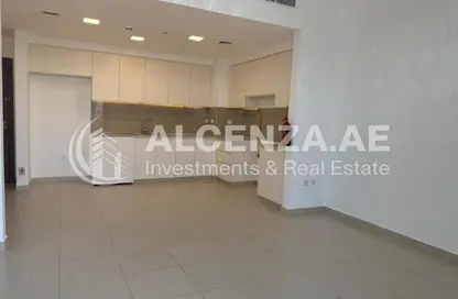 Apartment - 2 Bedrooms - 2 Bathrooms for sale in Hayat Boulevard 2A - Hayat Boulevard 2 - Hayat Boulevard - Town Square - Dubai