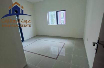 Apartment - 2 Bedrooms - 2 Bathrooms for rent in Qasimia 10 building - Al Mahatta - Al Qasimia - Sharjah