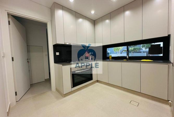 145078107 - Property Image 3