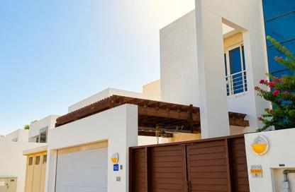 Villa - 2 Bedrooms - 4 Bathrooms for rent in Jumeirah 1 - Jumeirah - Dubai Villa - 2 Bedrooms - 4 Bathrooms for rent in Jumeirah 1 - Jumeirah - Dubai