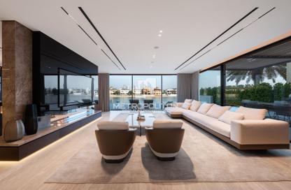 Villa - 5 Bedrooms - 6 Bathrooms for rent in Garden Homes Frond L - Garden Homes - Palm Jumeirah - Dubai
