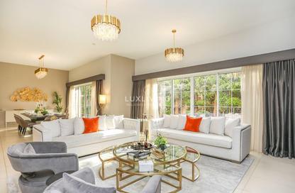 Villa - 4 Bedrooms - 5 Bathrooms for rent in Nad Al Sheba Villas - Nad Al Sheba 3 - Nad Al Sheba - Dubai