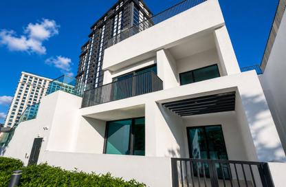 Apartment - 2 Bedrooms - 2 Bathrooms for sale in Park Horizon Podium - Park Horizon - Dubai Hills Estate - Dubai