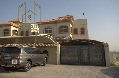 Villa - 5 Bedrooms - 7 Bathrooms for sale in Al Mowaihat 1 - Al Mowaihat - Ajman
