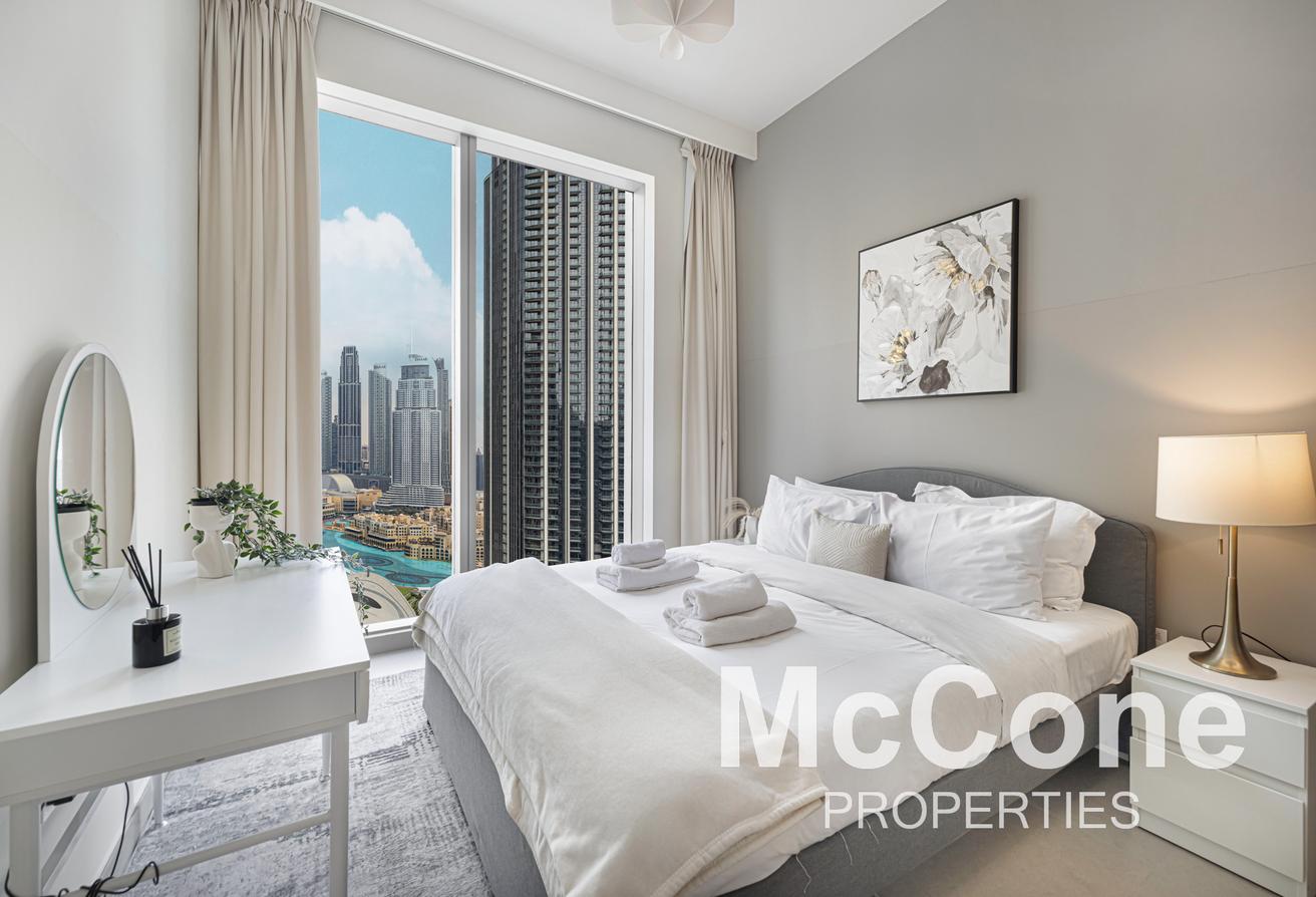 Luxury | Downtown Views | Multiple Cheques photo 10
