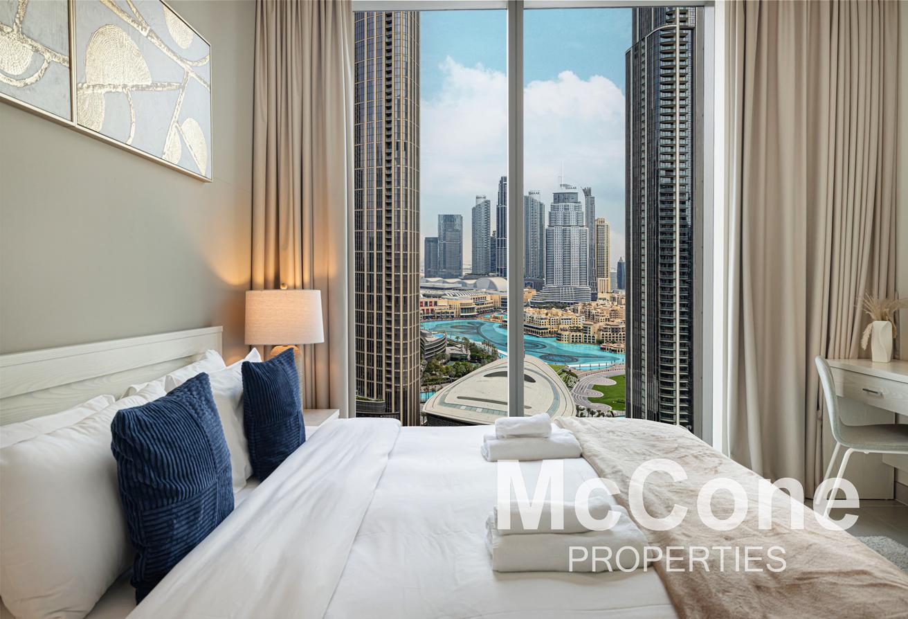 Luxury | Downtown Views | Multiple Cheques photo 16