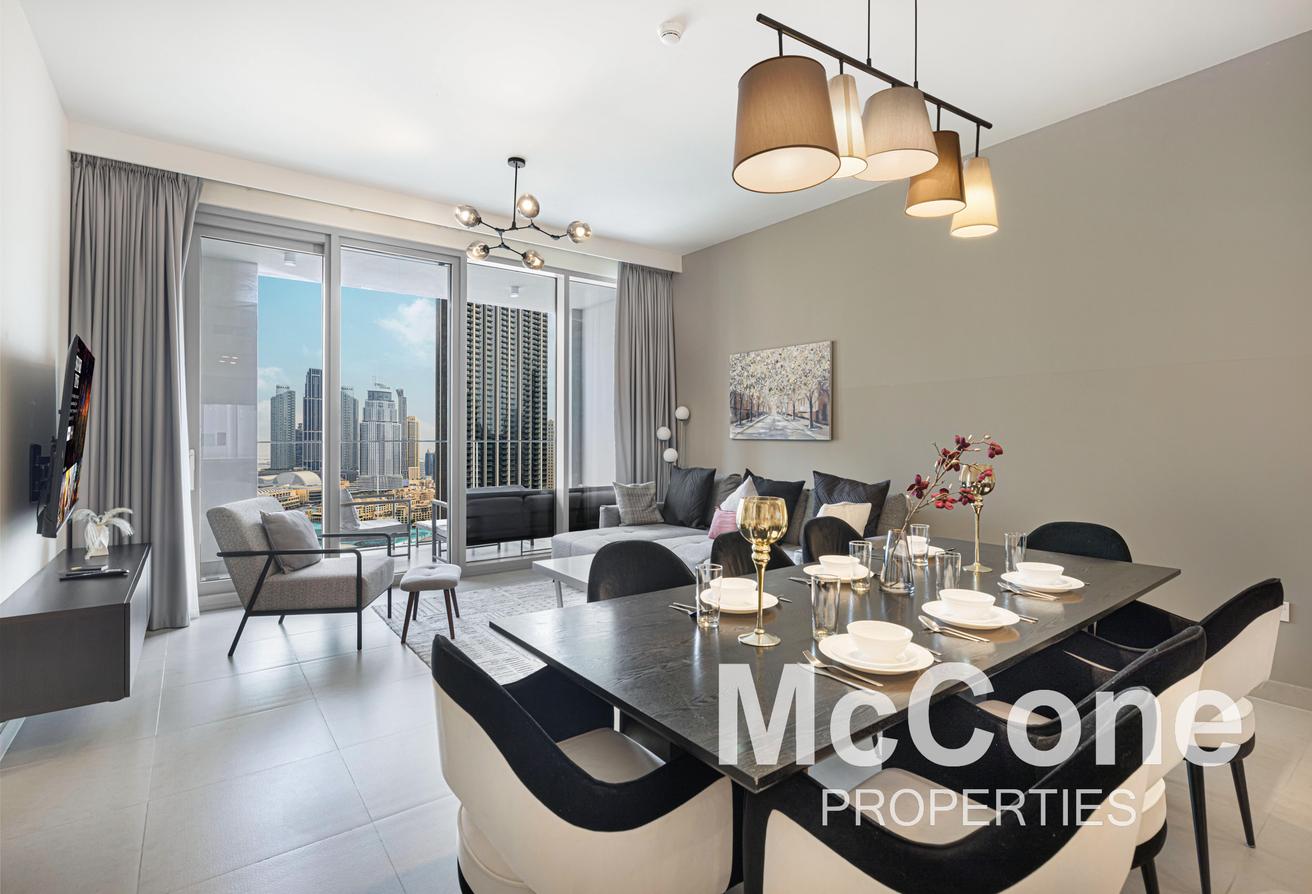 Luxury | Downtown Views | Multiple Cheques photo 7