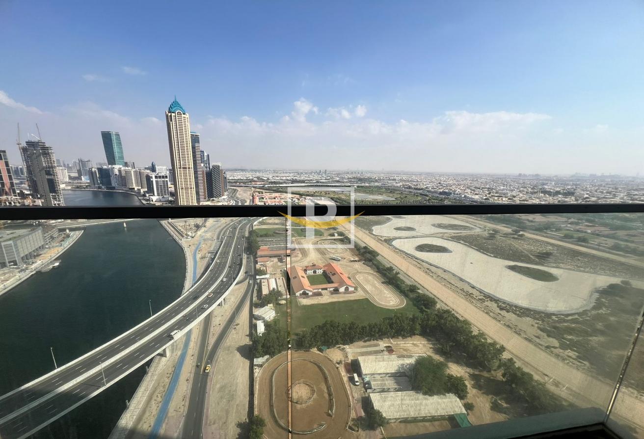 Spacious Apartment | Canal View | High Floor photo 7
