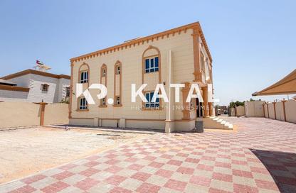 Villa - 5 - 7 for sale in Mohamed Bin Zayed City - Abu Dhabi