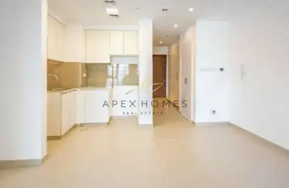 شقة - 1 حمام للايجار في 4A شقق زهرة النسيم - زهرة بريز أبارتمنتس 4 - شقق زهرة النسيم - تاون سكوير - دبي