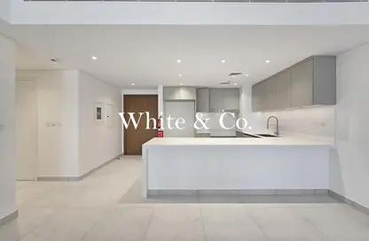 Apartment - 2 Bedrooms - 3 Bathrooms for rent in Al Jazi 3 - Madinat Jumeirah Living - Umm Suqeim - Dubai