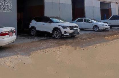 Shop - Studio - 1 for sale in Ali Mousa Building - Al Sajaa Industrial - Al Sajaa - Sharjah