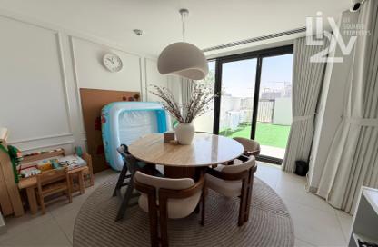 Townhouse - 3 - 4 for sale in Shams Townhouses - Town Square - Dubai