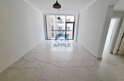 Apartment - 1 Bedroom - 2 Bathrooms for rent in Muwaileh 29 Building - Muwaileh - Sharjah