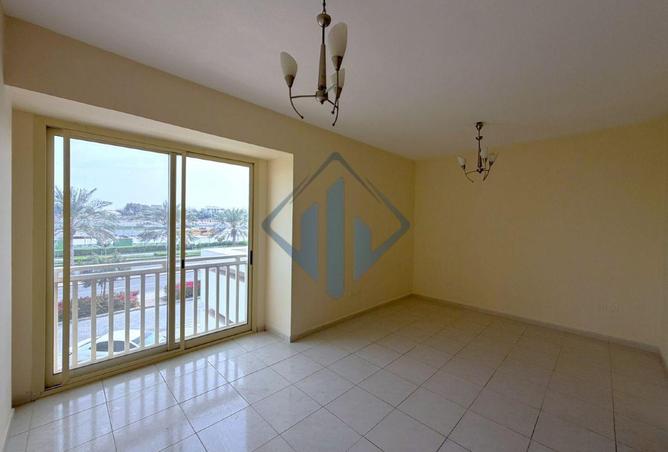 71103521 - Property Image 3