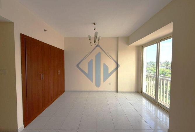 71103521 - Property Image 2