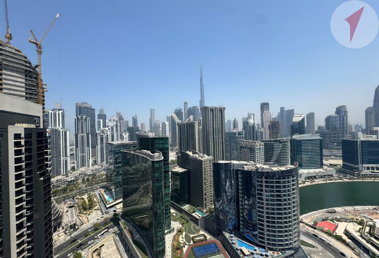 High floor | Burj Khalifa & Canal View Studio photo 14