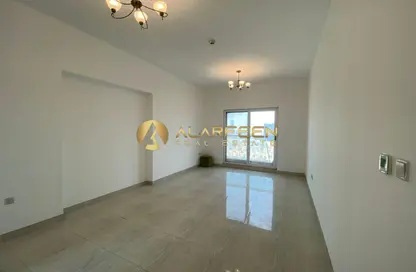 شقة - غرفة نوم - 2 حمامات للايجار في برج جي إم إم 1 - الضاحية 12 - قرية جميرا الدائرية - دبي