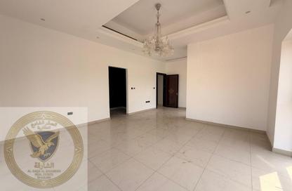 Villa - 7+ Bedrooms - 7+ Bathrooms for rent in Al Jazzat - Al Riqqa - Sharjah