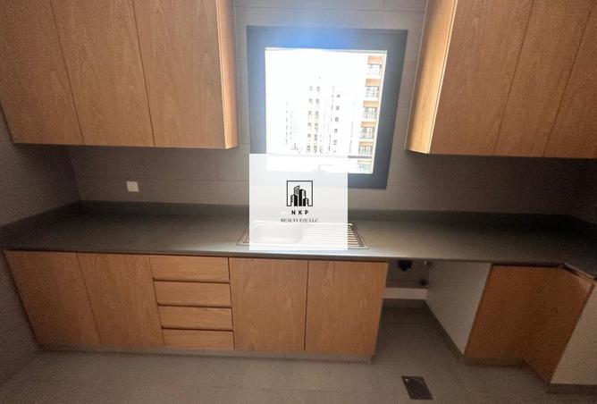 76560681 - صورة العقار 2